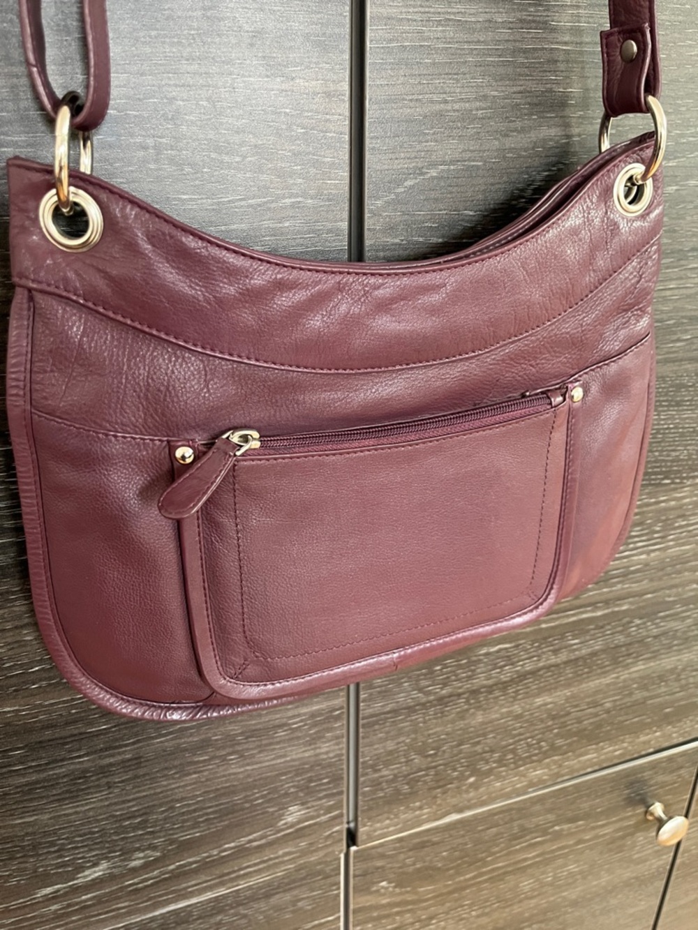 JBG International Burnished Plum Leather Bag - Picture 3 of 15
